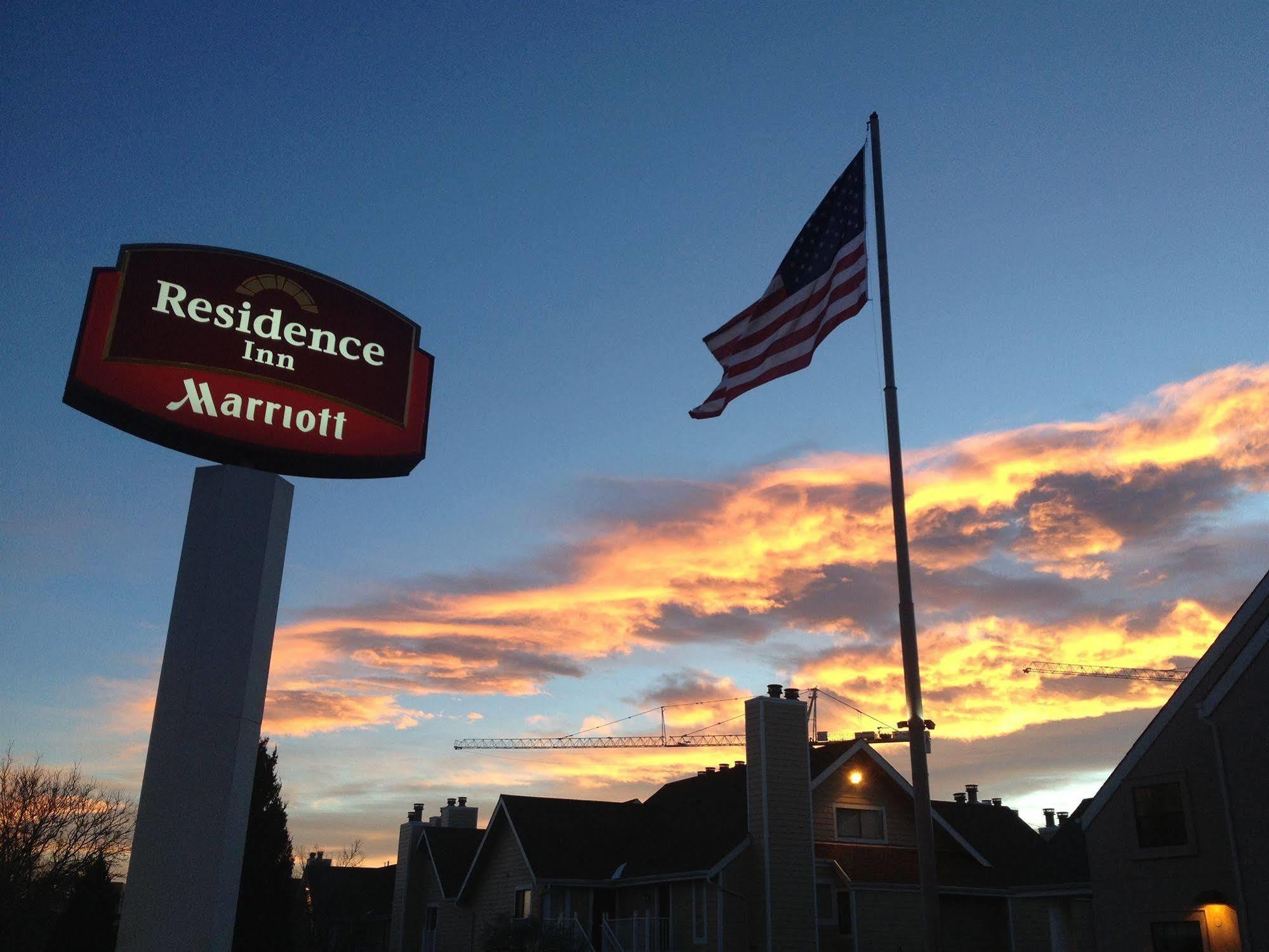 Residence Inn Denver Downtown Bagian luar foto